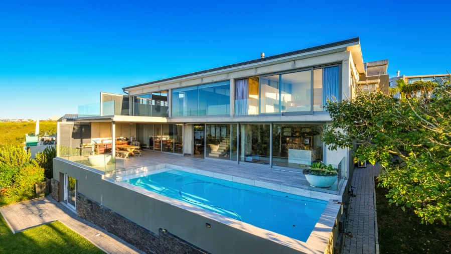 4 Bedroom Property for Sale in Oubaai Western Cape